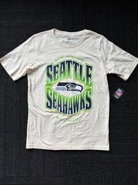 NFL Seattle Seahawks Tee - UNISEX Kids Large 14/16. White with Neon Green & Navy